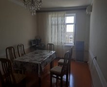 Satılır Köhnə Tikili Qaraçuxur qəs., Suraxanı r.