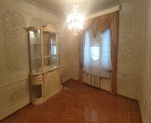 Satılır Köhnə Tikili Nizami m., Yasamal r.