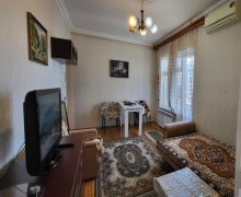 Satılır Köhnə Tikili Qara Qarayev m., Nizami r.