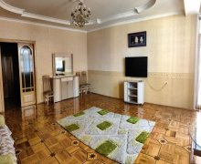 Kirayə (aylıq) Yeni Tikili 28 May m., Nəsimi r.