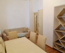 Kirayə (aylıq) Köhnə Tikili İçərişəhər m., Səbail r.