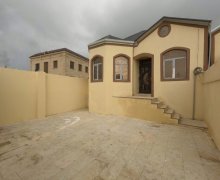 Satılır Həyət evi/villa Xırdalan ş. Satılır Həyət evi/villa Xırdalan ş.