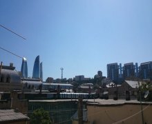 iceri seherde aylıq kiraye evler İçərişəhər m., Səbail r.