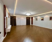 Satılır Yeni Tikili Elmlər akademiyası m., Yasamal r.