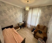 Satılır Köhnə Tikili Elmlər akademiyası m., Yasamal r.