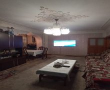 Satılır Köhnə Tikili Xalqlar dostluğu m., 8-ci kilometr, Nizami r.