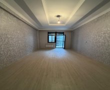 Satılır Yeni Tikili İnşaatçılar m., Yeni Yasamal qəs., Yasamal r.