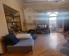 Satılır Köhnə Tikili 28 May m., Nəsimi r.