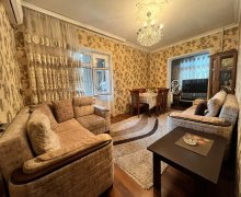 Satılır Köhnə Tikili Xalqlar dostluğu m., 8-ci kilometr, Nizami r.