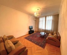 Kirayə (aylıq) Köhnə Tikili İçərişəhər m., Səbail r. Kirayə (aylıq) Köhnə Tikili İçərişəhər m., Səbail r.