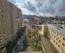 Satılır Köhnə Tikili Avtovağzal m., Biləcəri qəs., Binəqədi r.