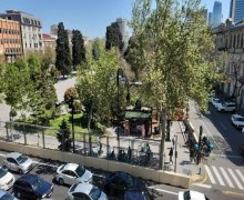 Satılır Yeni Tikili Sahil m., Səbail r.