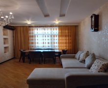 7-ci mkr-da satılan evlər Azadlıq m., 7-ci mikrorayon, Binəqədi r.