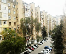 Satılır Köhnə Tikili Xalqlar dostluğu m., Əhmədli, Xətai r.