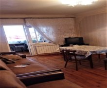 Satılır Köhnə Tikili Azadlıq m., 8-ci mikrorayon, Binəqədi r.