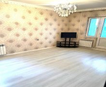 Satılır Köhnə Tikili Xalqlar dostluğu m., Yeni Günəşli qəs., Suraxanı r.