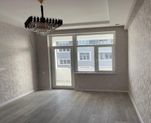 Satılır Yeni Tikili Xırdalan ş.