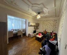 Satılır Köhnə Tikili Nəsimi m., 9-cu mikrorayon, Binəqədi r.