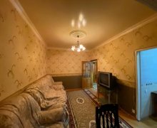 memar ecemide satilan evler Memar Əcəmi m., 5-ci mikrorayon, Nəsimi r.