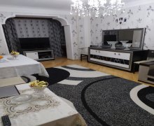 ehmedlide kohne tikili evler Əhmədli m., Əhmədli, Xətai r.