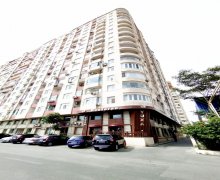 Satılır Yeni Tikili Memar Əcəmi m., Binəqədi r.