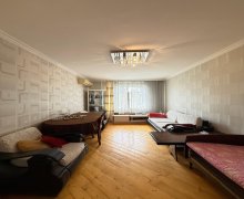 Satılır Köhnə Tikili Əhmədli m., Əhmədli, Xətai r.