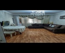 Satılır Köhnə Tikili Memar Əcəmi m., 9-cu mikrorayon, Binəqədi r.