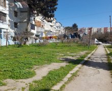 Satılır Köhnə Tikili Neftçilər m., 8-ci kilometr, Nizami r. Satılır Köhnə Tikili Neftçilər m., 8-ci kilometr, Nizami r.