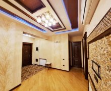 Satılır Yeni Tikili Qara Qarayev m., 8-ci kilometr, Nizami r.