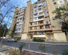 Satılır Köhnə Tikili Bakıxanov qəs., Sabunçu r. Satılır Köhnə Tikili Bakıxanov qəs., Sabunçu r.