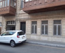 Satılır Köhnə Tikili Nizami m., Nəsimi r.