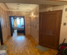 Satılır Yeni Tikili İnşaatçılar m., Yeni Yasamal qəs., Yasamal r.