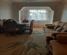 Satılır Köhnə Tikili Qaraçuxur qəs., Suraxanı r.