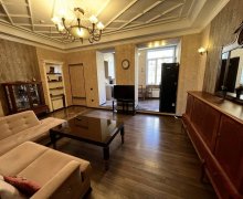 iceri seherde aylıq kiraye evler İçərişəhər m., Səbail r.