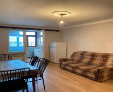 Satılır Köhnə Tikili İnşaatçılar m., Yasamal r.