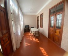 28 mayda aylıq kiraye heyet evleri/villa 28 May m., Nəsimi r.