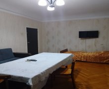 Kirayə (aylıq) Köhnə Tikili Elmlər akademiyası m., Yasamal r.