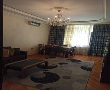 Satılır Yeni Tikili İnşaatçılar m., Yeni Yasamal qəs., Yasamal r.