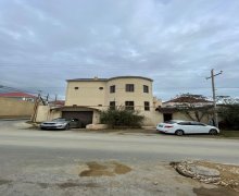 Kirayə (aylıq) Həyət evi/villa Badamdar qəs., Səbail r. Kirayə (aylıq) Həyət evi/villa Badamdar qəs., Səbail r.