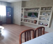 Satılır Köhnə Tikili Suraxanı r.