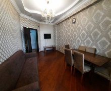 Satılır Yeni Tikili Qaraçuxur qəs., Suraxanı r.