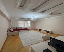 Satılır Yeni Tikili İnşaatçılar m., Yeni Yasamal qəs., Yasamal r.