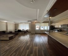 Satılır Yeni Tikili İnşaatçılar m., Yeni Yasamal qəs., Yasamal r.