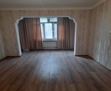 Satılır Köhnə Tikili Memar Əcəmi m., 3-cü mikrorayon, Nəsimi r.