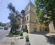 iceri seherde evlerin qiymeti İçərişəhər m., Səbail r. iceri seherde evlerin qiymeti İçərişəhər m., Səbail r.