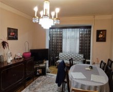 Satılır Köhnə Tikili Neftçilər m., Bakıxanov qəs., Sabunçu r. Satılır Köhnə Tikili Neftçilər m., Bakıxanov qəs., Sabunçu r.