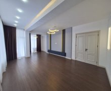 Satılır Yeni Tikili Elmlər akademiyası m., Badamdar qəs., Səbail r.
