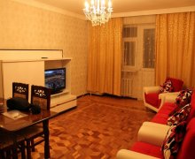 Satılır Köhnə Tikili Elmlər akademiyası m., Yasamal qəs., Yasamal r.