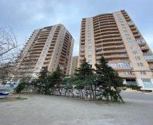 Satılır Yeni Tikili Qaraçuxur qəs., Suraxanı r.