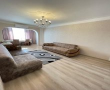 Satılır Köhnə Tikili Nəsimi m., 9-cu mikrorayon, Binəqədi r.